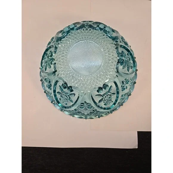 Vtg KIG Malaysia Aquamarine Pressed Glass Footed Serving Bowl Fleur De‎ Lis Rose - Picture 7 of 9